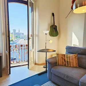 Yr - Isola Appartamento Milano